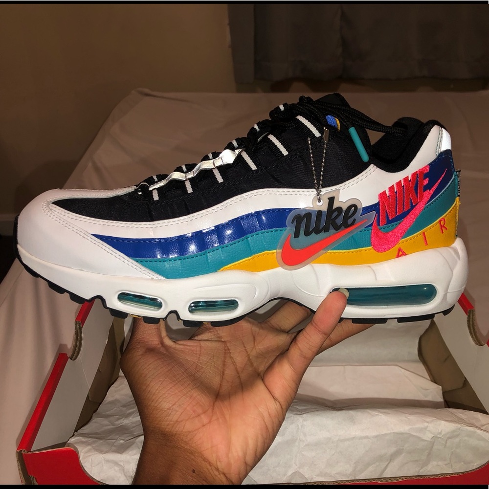 NIKE AIR MAX 95 SE WHITE/RED ORBIT
